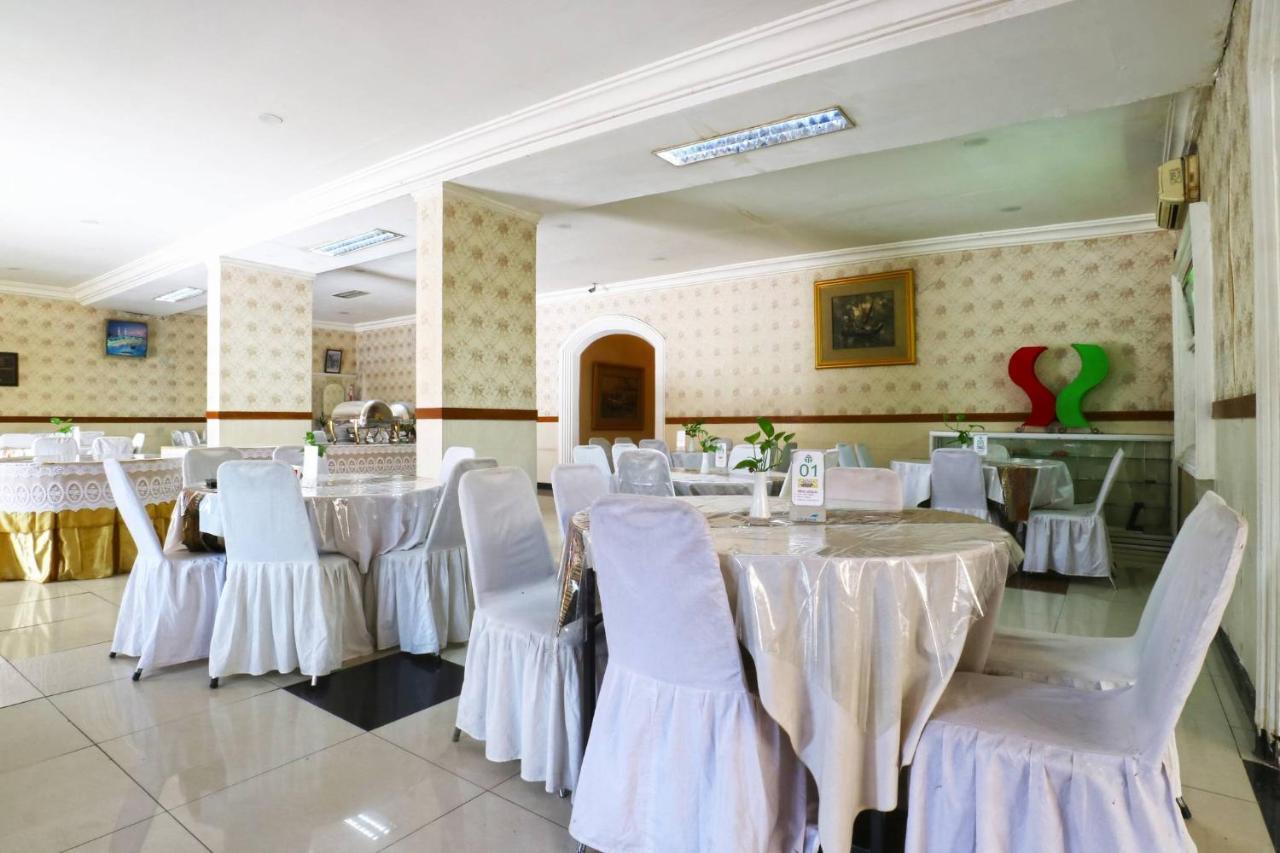Hotel Tanjung Sorabaya Extérieur photo